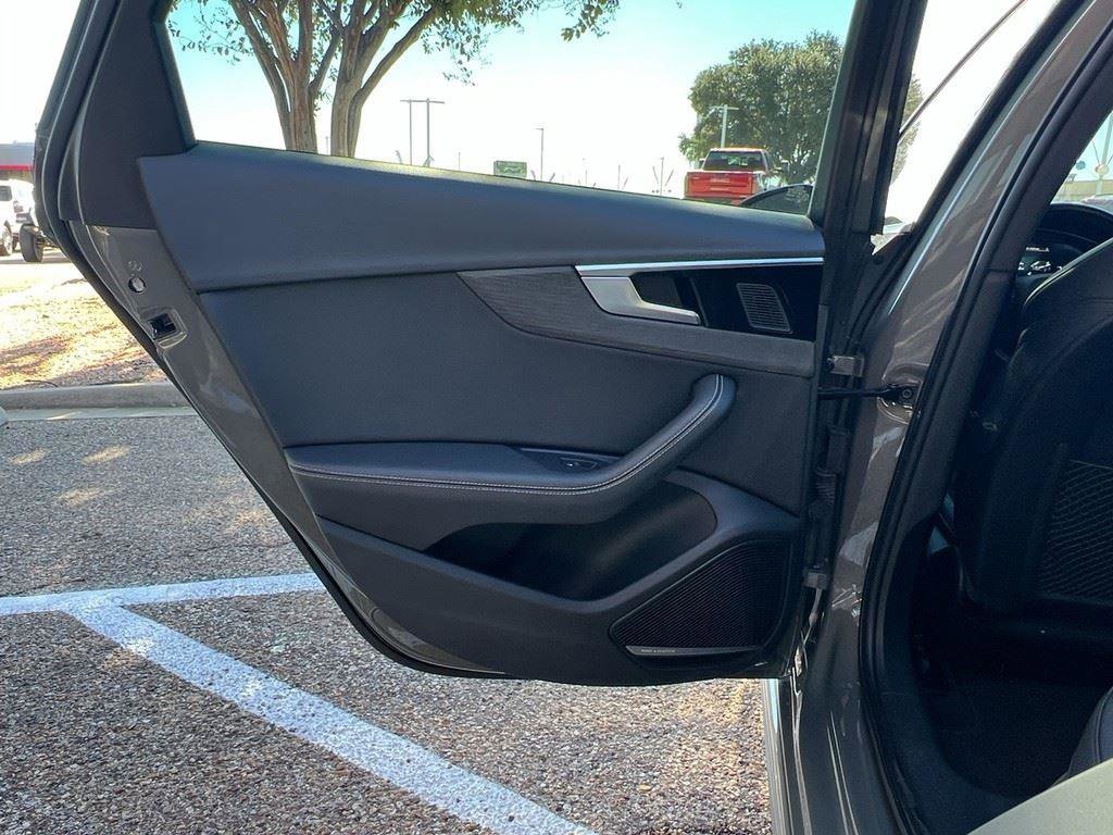 Used 2023 Audi A4 2.0T Premium Plus image 9