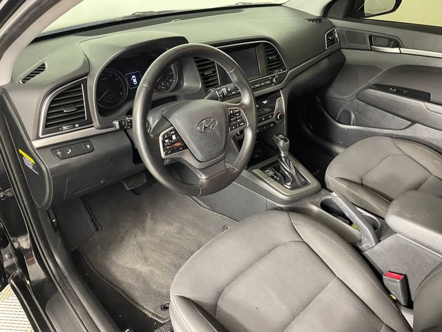 Used 2018 Hyundai Elantra Value Edition FWD image 3