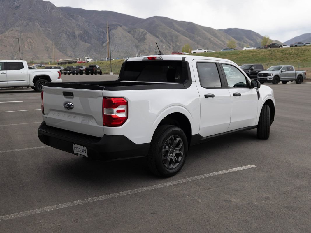 Used 2022 Ford Maverick XLT image 7