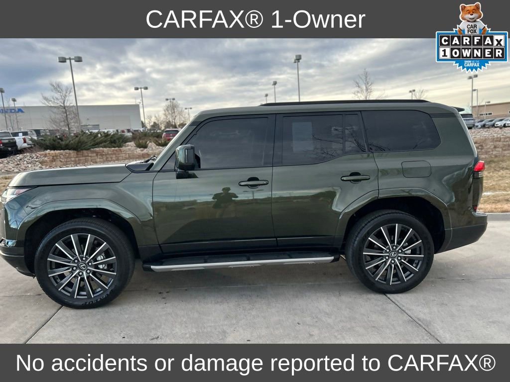 Used 2025 Lexus GX 550 image 2