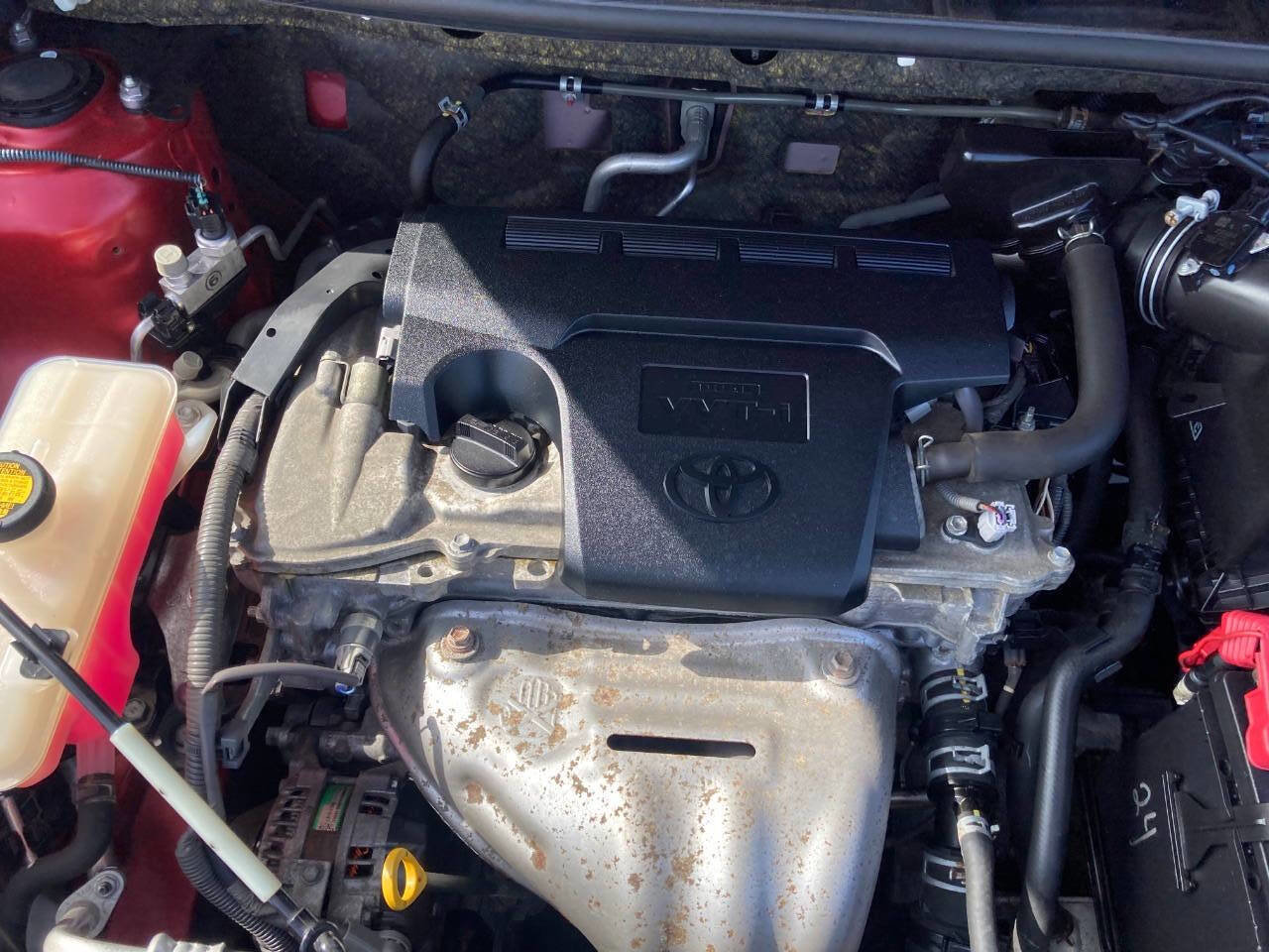 Used 2013 Toyota RAV4 XLE image 38