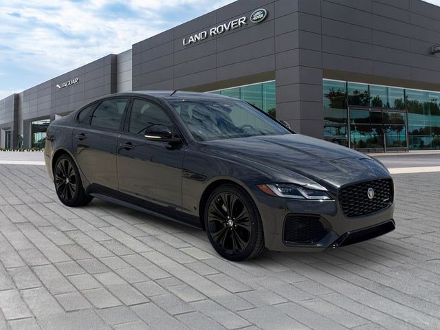 New 2024 Jaguar XF R-Dynamic SE AWD/4WD image 7