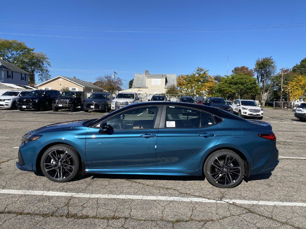 New 2026 Toyota Camry XSE w/ Premium Package AWD/4WD image 2