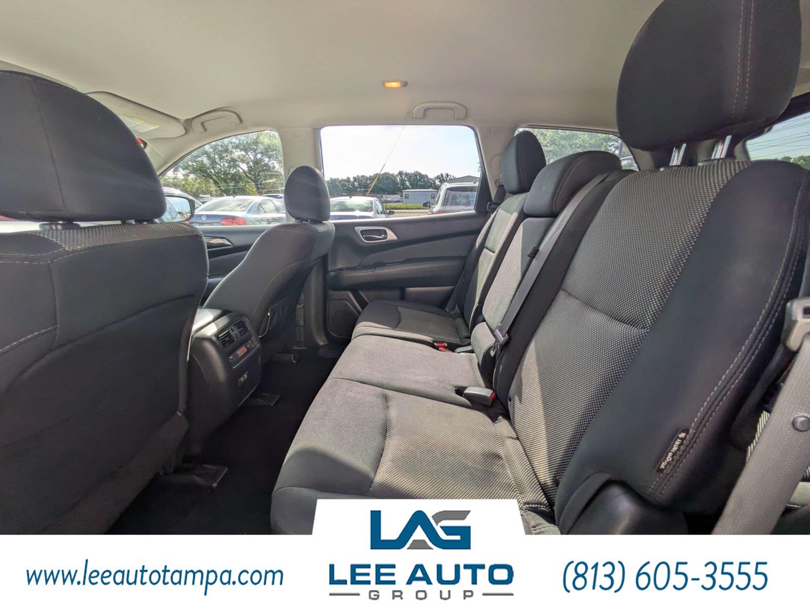Used 2019 Nissan Pathfinder S AWD/4WD image 12