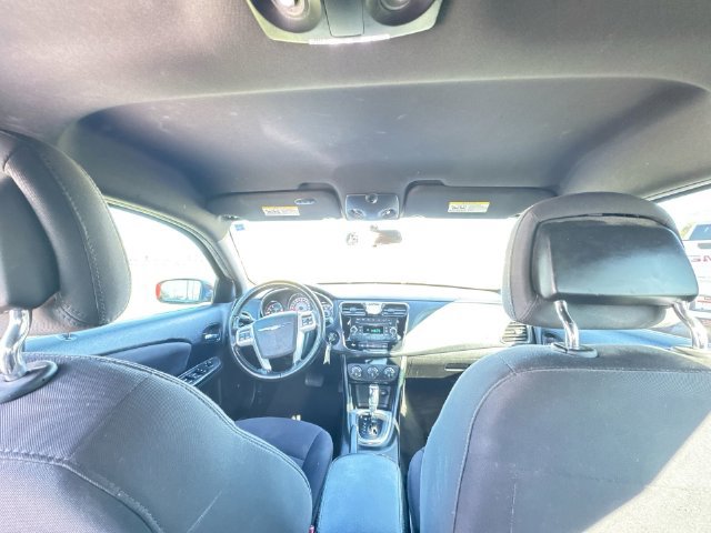 Used 2013 Chrysler 200 Touring w/ Cold Weather Group FWD image 16