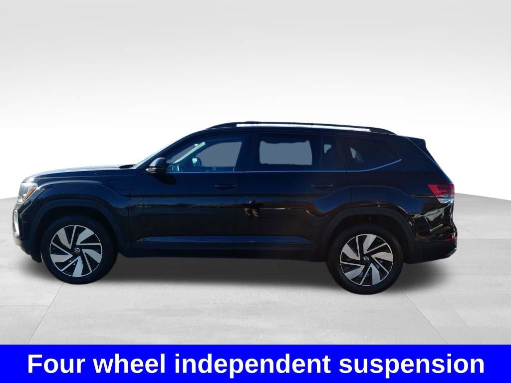 Used 2025 Volkswagen Atlas SE image 11