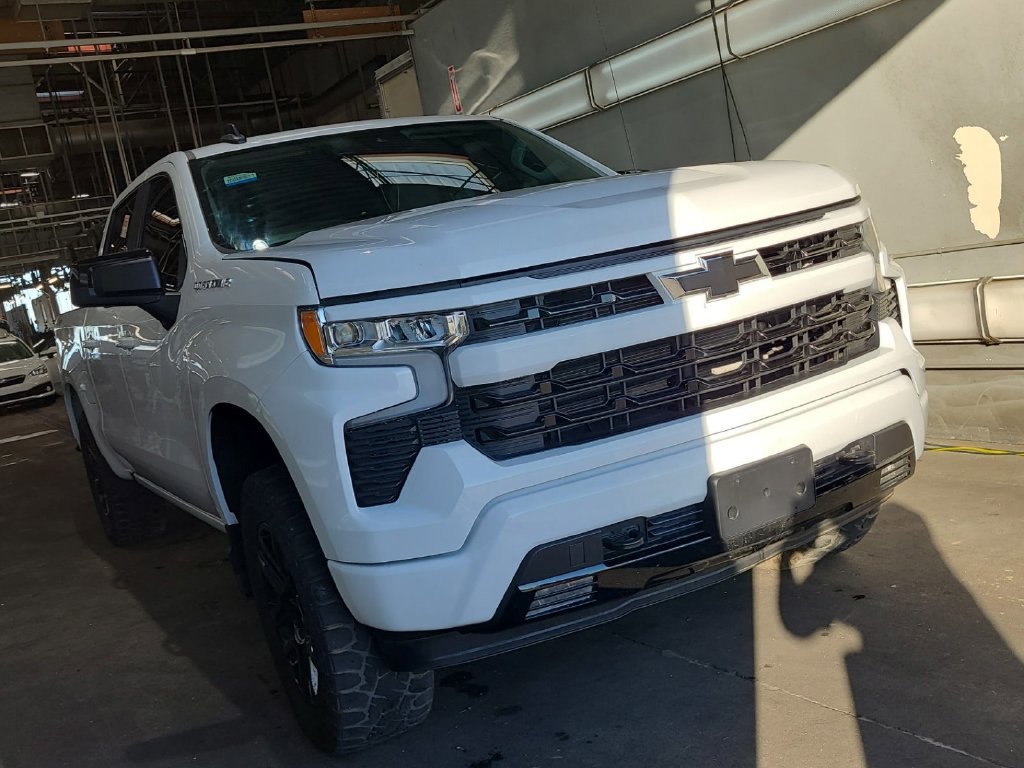 Used 2026 Chevrolet Silverado 1500 RST AWD/4WD image 1