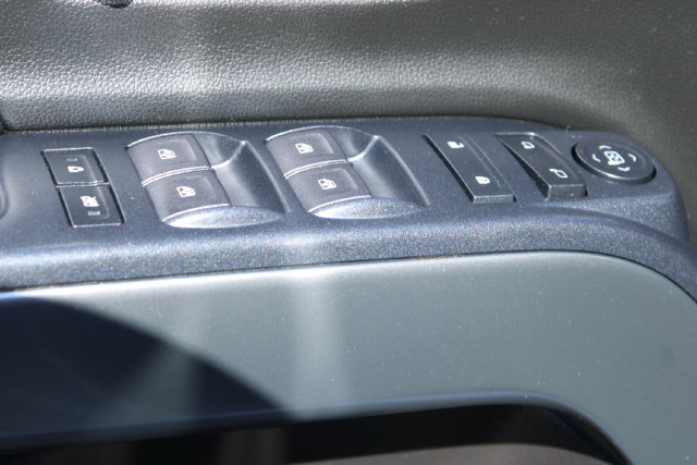 Used 2018 Chevrolet Silverado 1500 LT w/ All Star Edition RWD image 16