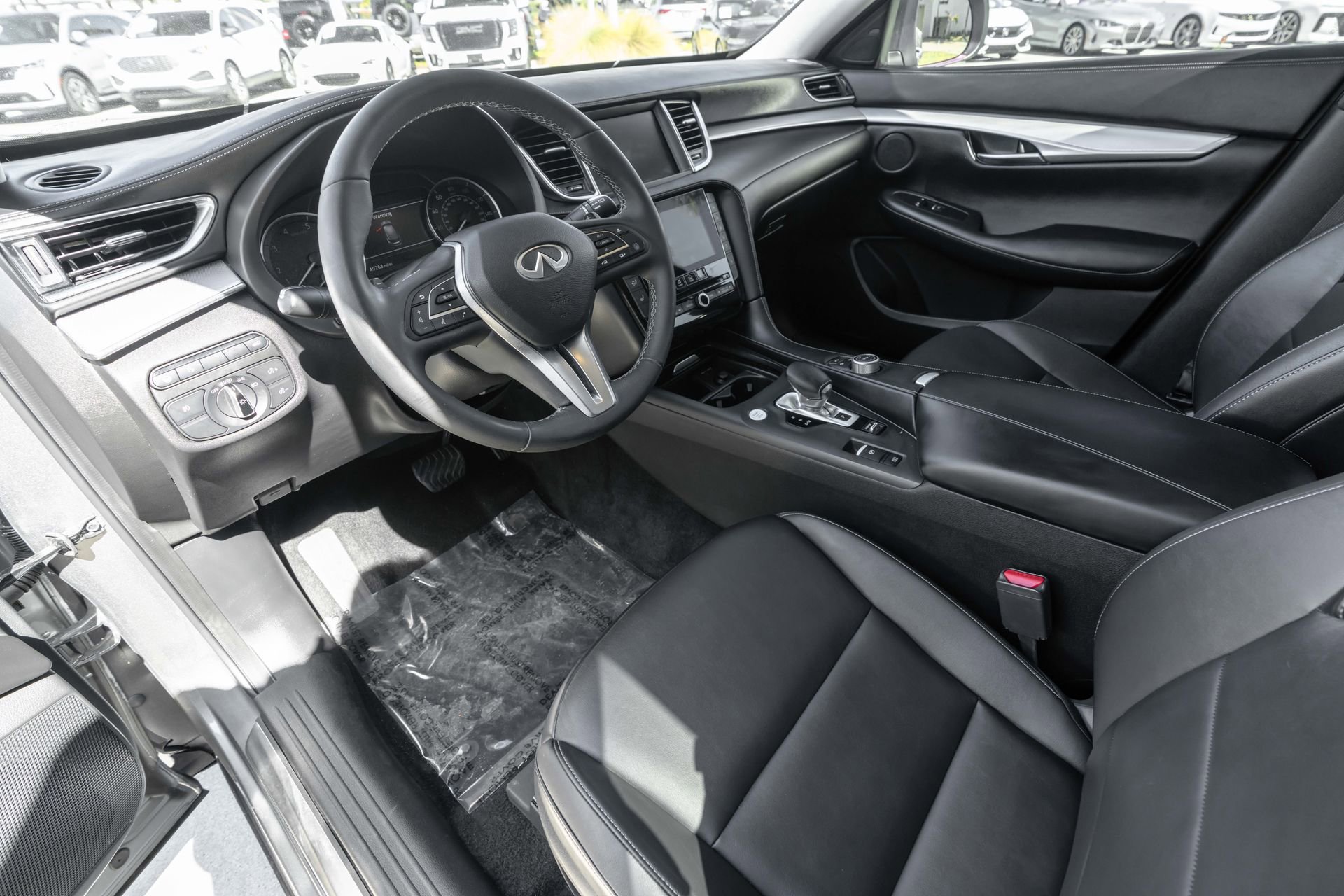 Certified 2021 INFINITI QX50 Luxe image 6