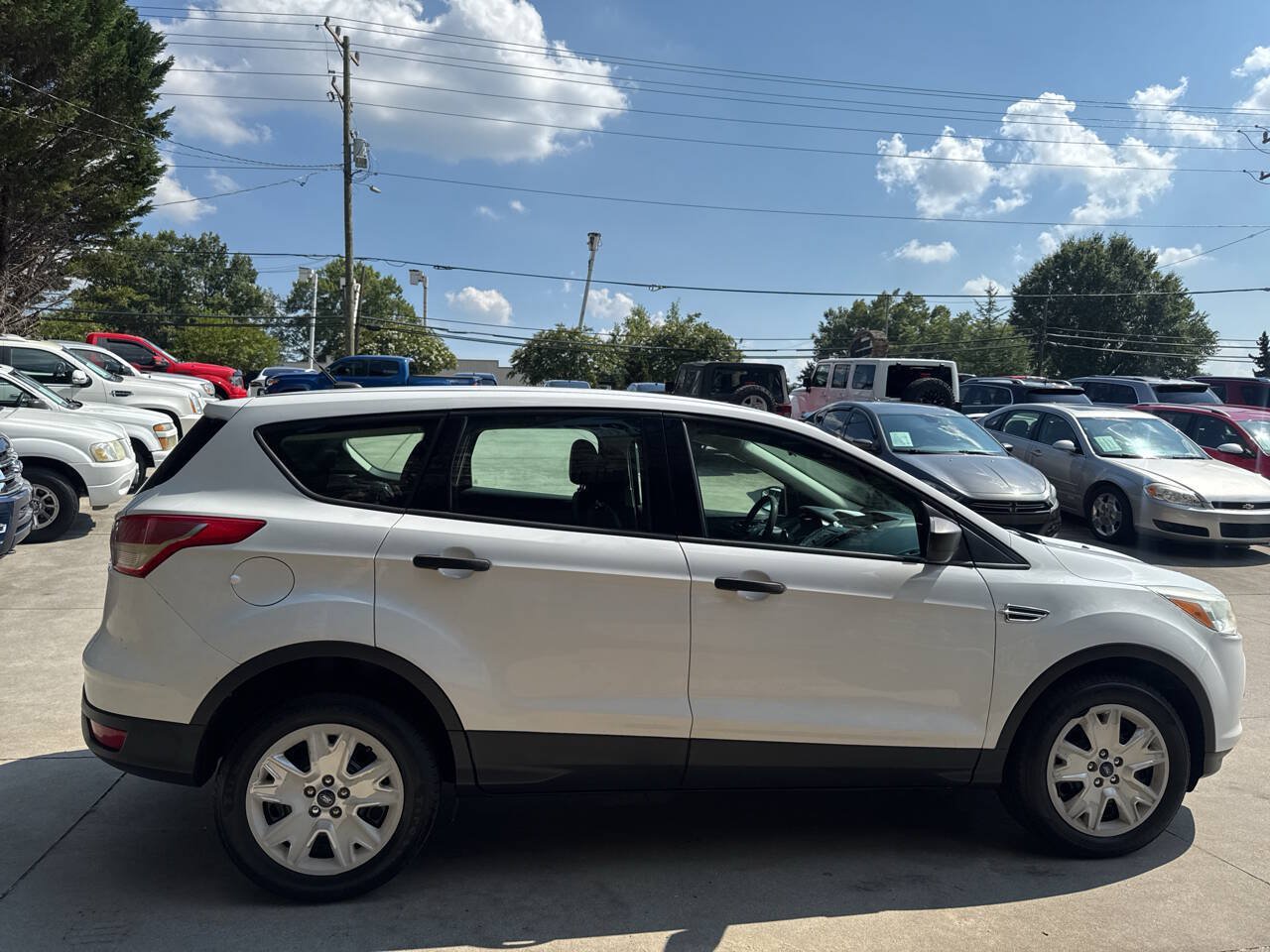 Used 2016 Ford Escape S FWD image 6