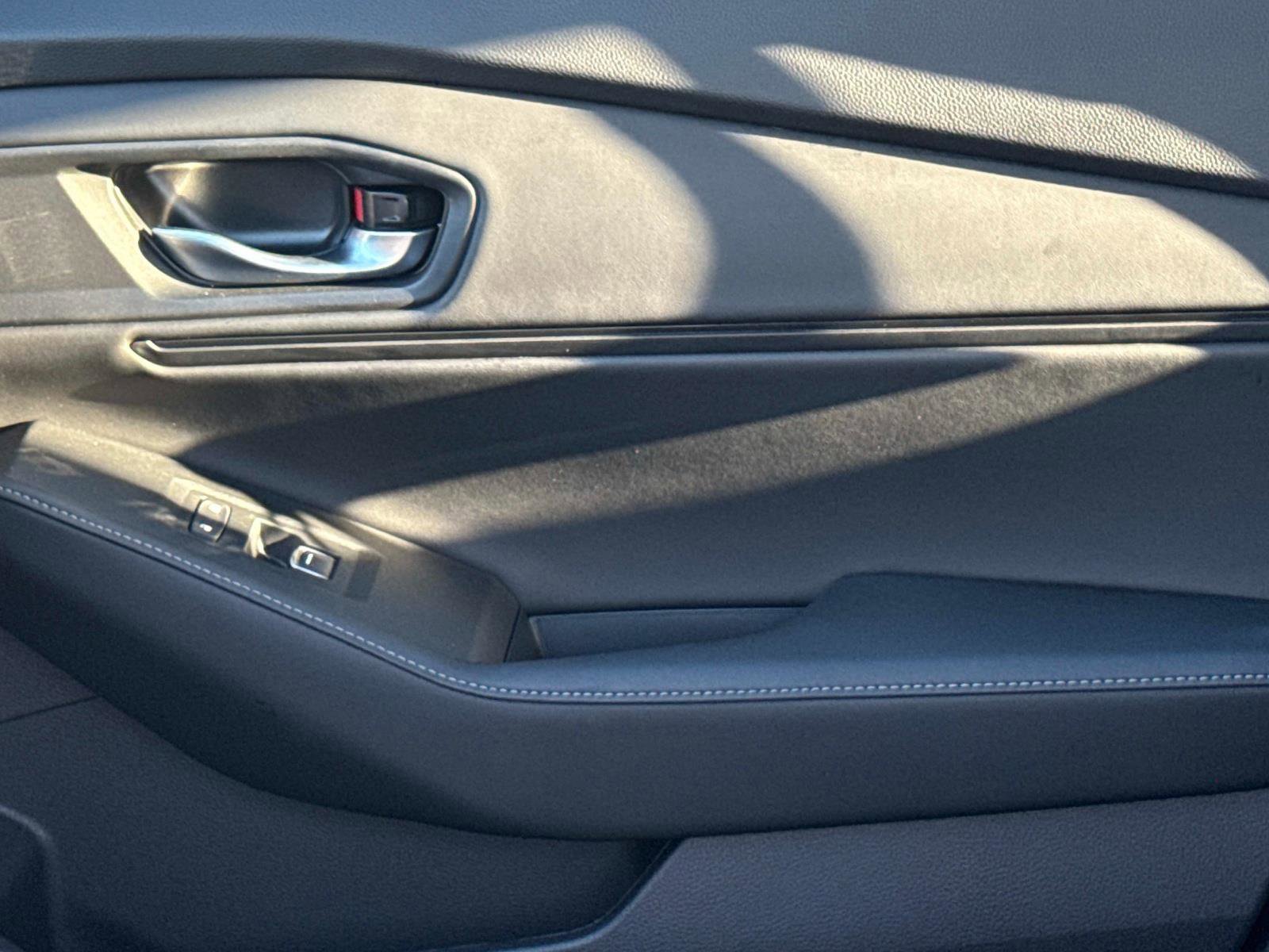 Certified 2025 Honda Accord Sport image 21