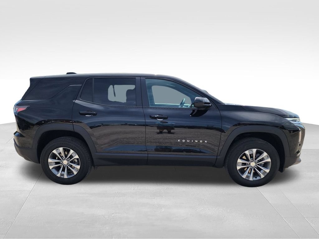 Certified 2026 Chevrolet Equinox LT FWD image 9