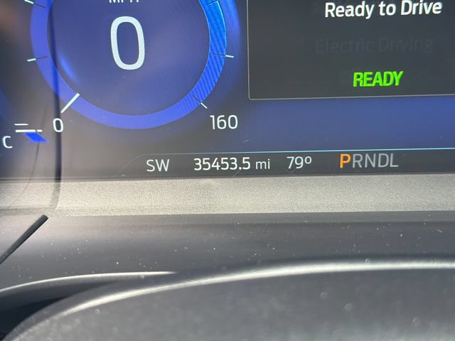 Used 2022 Ford Escape Titanium FWD image 16