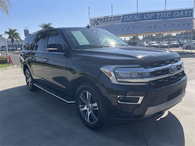 Used 2023 Ford Expedition Max Limited image 2