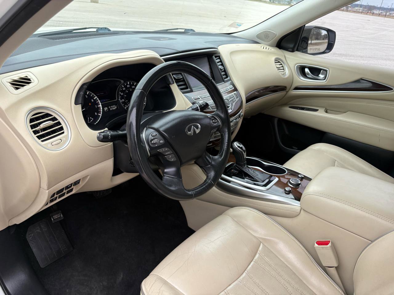 Used 2017 INFINITI QX60 FWD w/ Deluxe Technology Package image 60