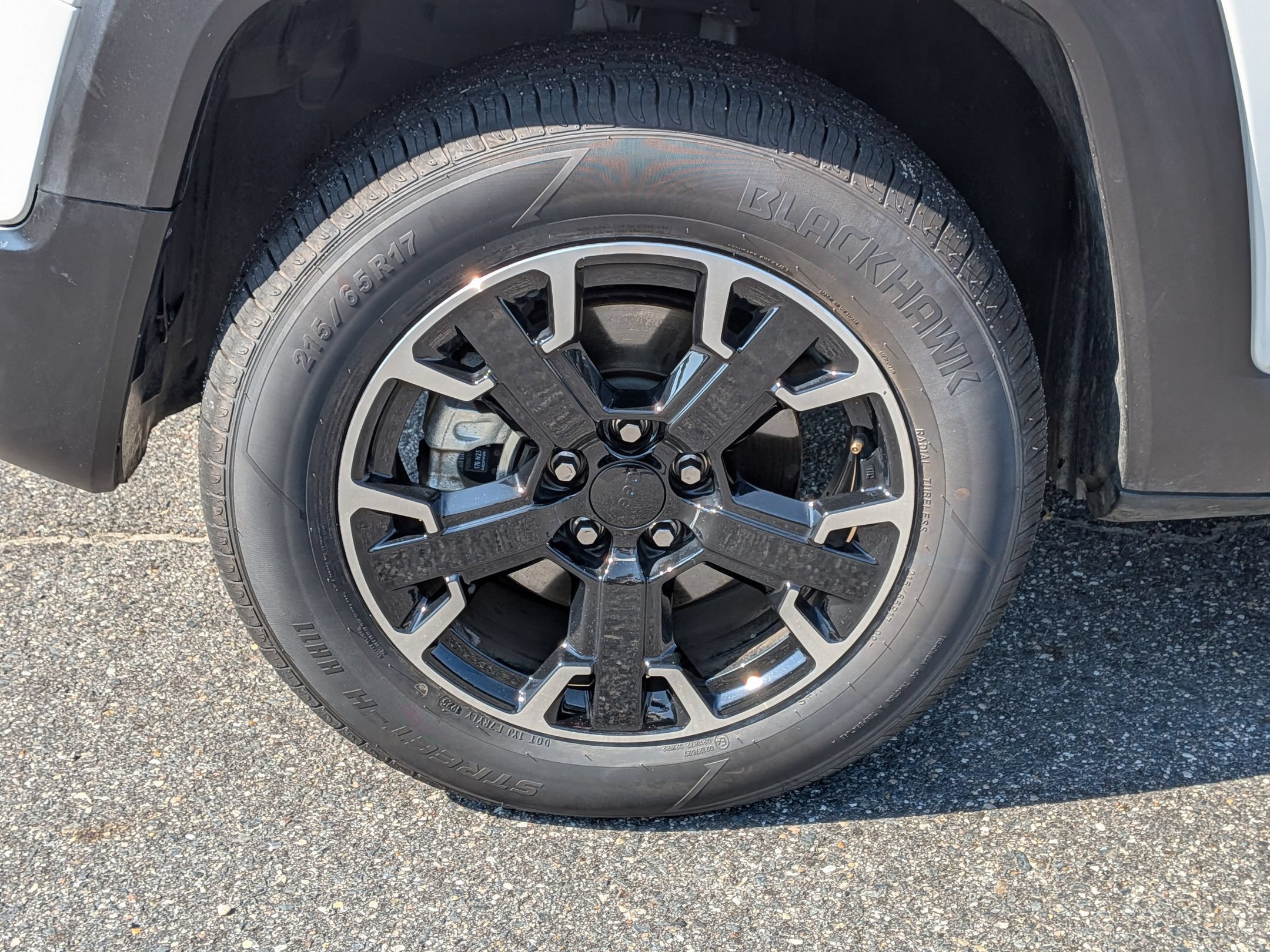 Used 2023 Jeep Renegade Latitude AWD/4WD image 10