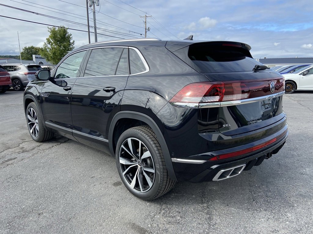 New 2026 Volkswagen Atlas Cross Sport SEL Premium R-Line image 6