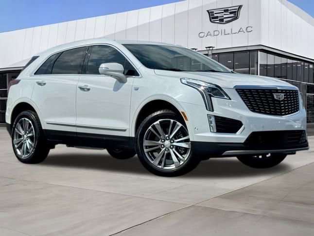 New 2025 Cadillac XT5 Premium Luxury w/ Technology Package FWD image 2
