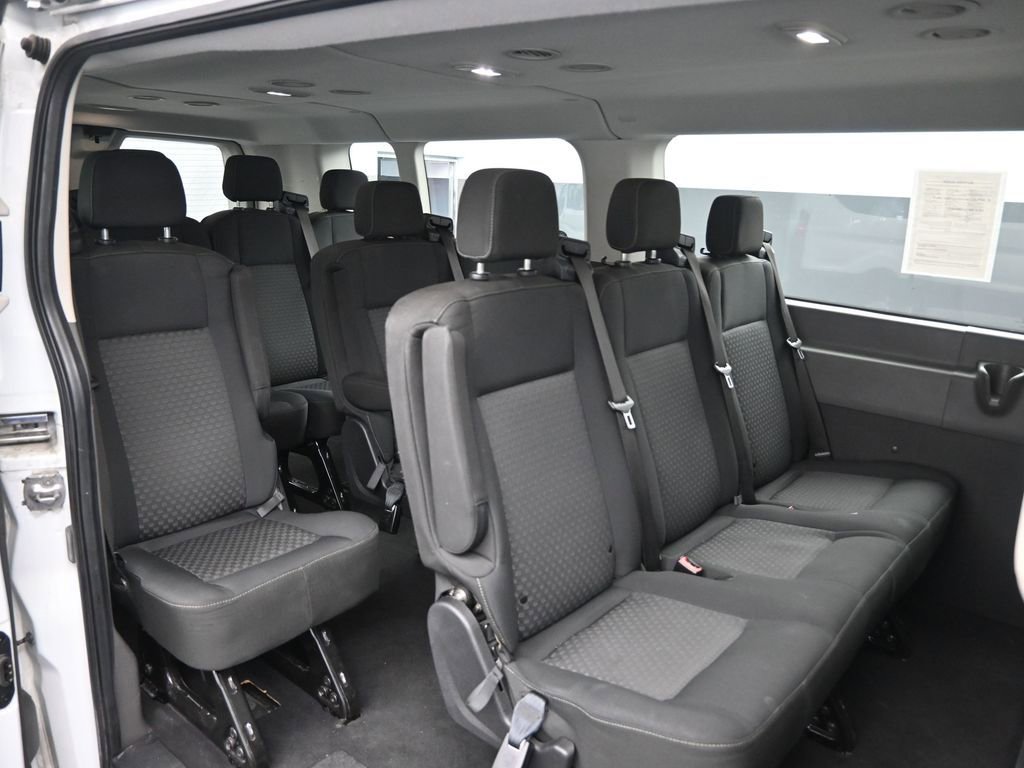 Used 2023 Ford Transit 350 XLT image 26