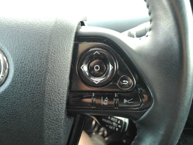 Used 2021 Toyota Prius Prime XLE image 35