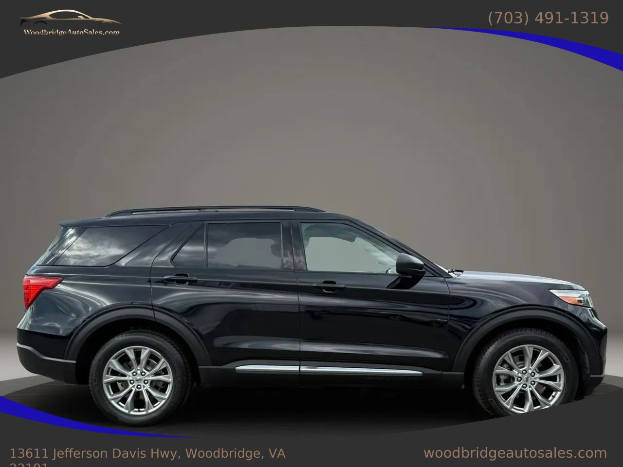 Used 2020 Ford Explorer XLT w/ Equipment Group 202A AWD/4WD image 2