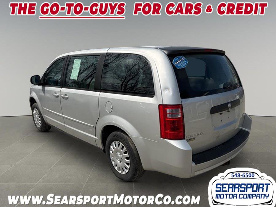 Used 2010 Dodge Grand Caravan SE FWD image 4