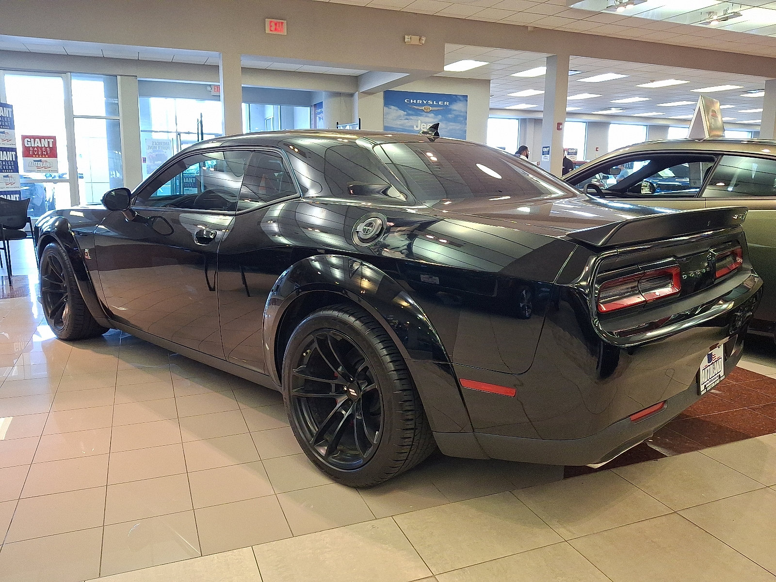 Used 2021 Dodge Challenger R/T Scat Pack RWD image 4