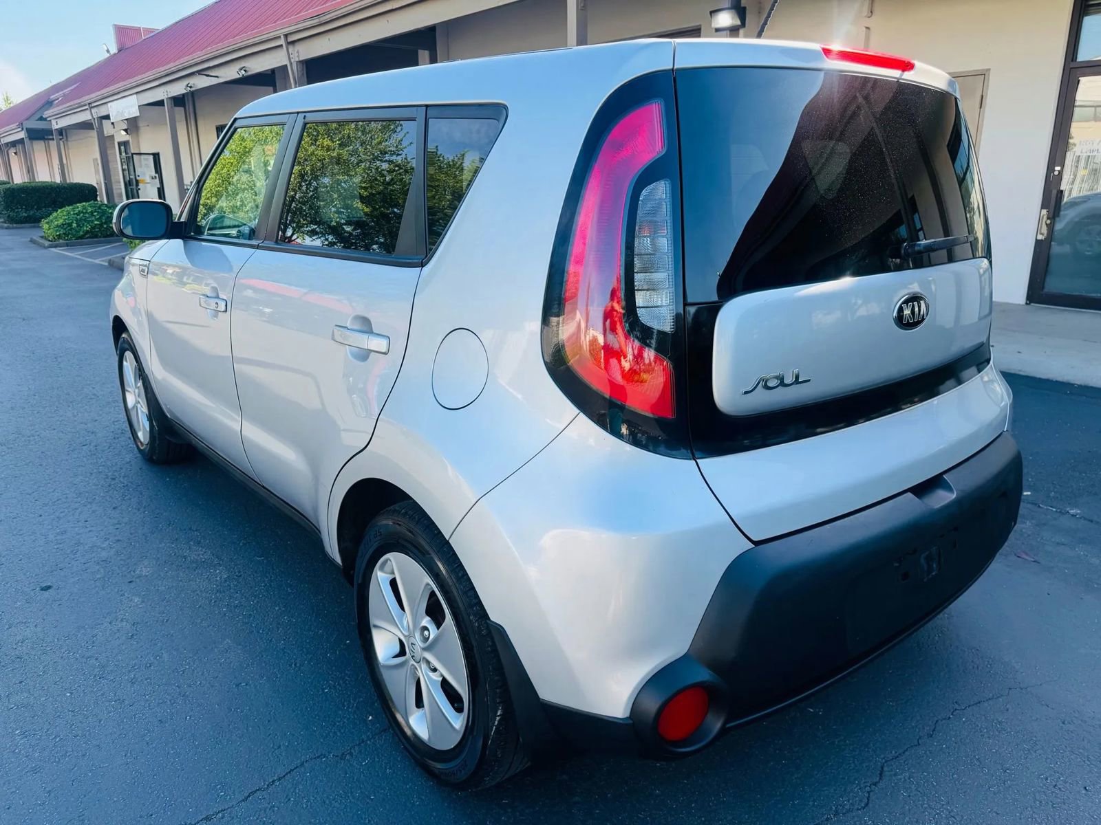 Used 2015 Kia Soul image 3