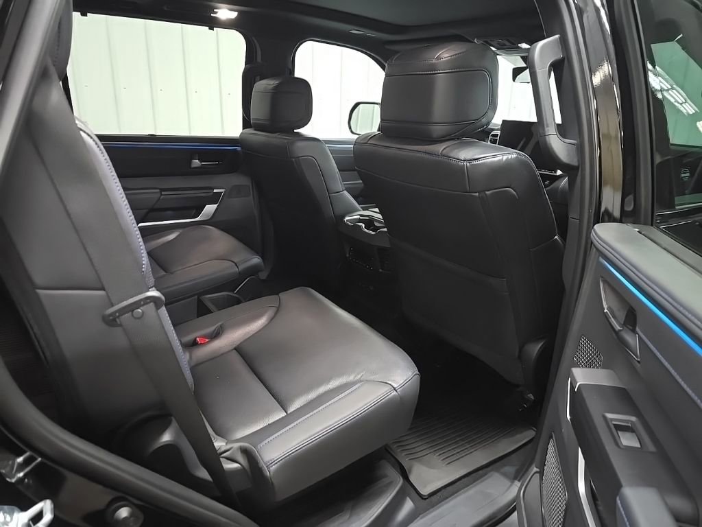 Used 2024 Toyota Sequoia Platinum image 18