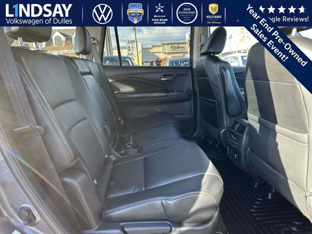 Used 2016 Honda Pilot Touring image 13
