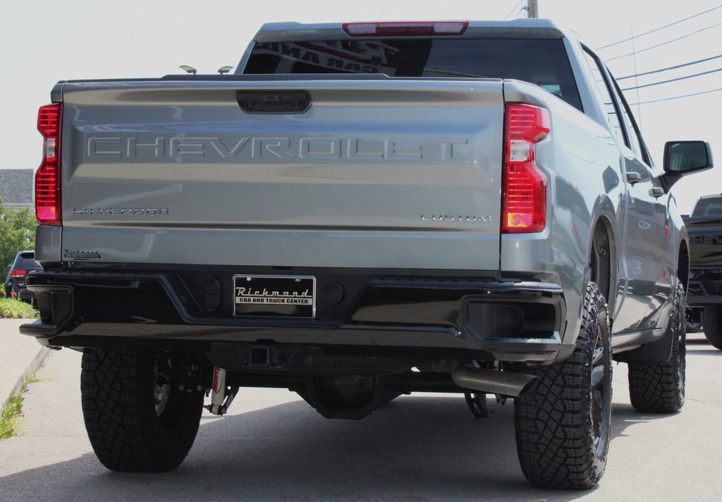 Used 2025 Chevrolet Silverado 1500 Custom Trail Boss AWD/4WD image 15
