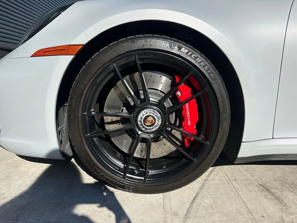 Certified 2024 Porsche 911 Targa 4 GTS image 15
