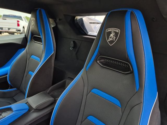 Used 2026 Lamborghini Temerario AWD/4WD image 9