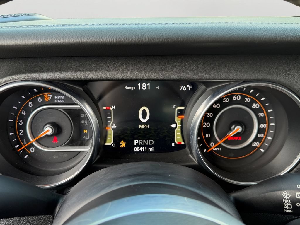 Used 2019 Jeep Wrangler Unlimited Sahara AWD/4WD image 25