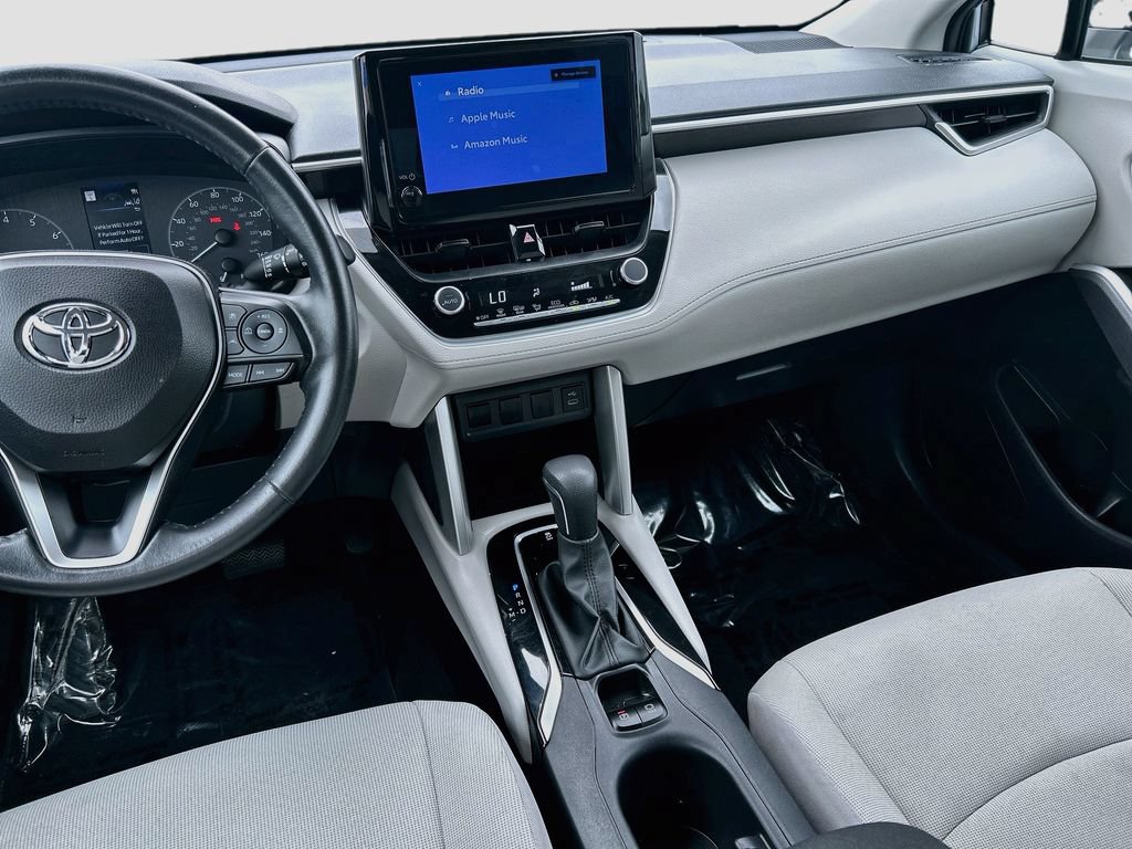 Used 2023 Toyota Corolla Cross LE FWD image 21