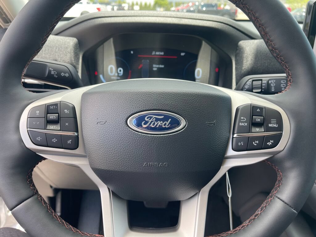 New 2026 Ford Explorer Active w/ Active Comfort Package AWD/4WD image 15