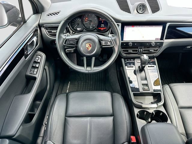 Used 2024 Porsche Macan Turbo AWD/4WD image 24