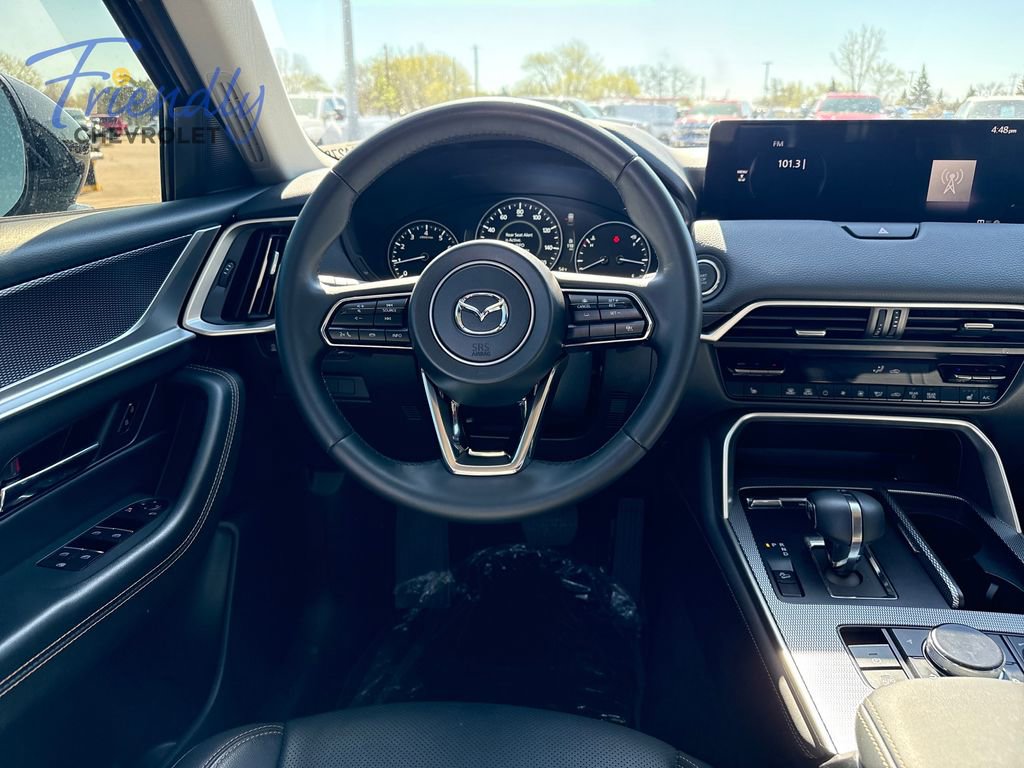 Used 2025 MAZDA CX-90 3.3 Turbo w/ Preferred Package AWD/4WD image 15