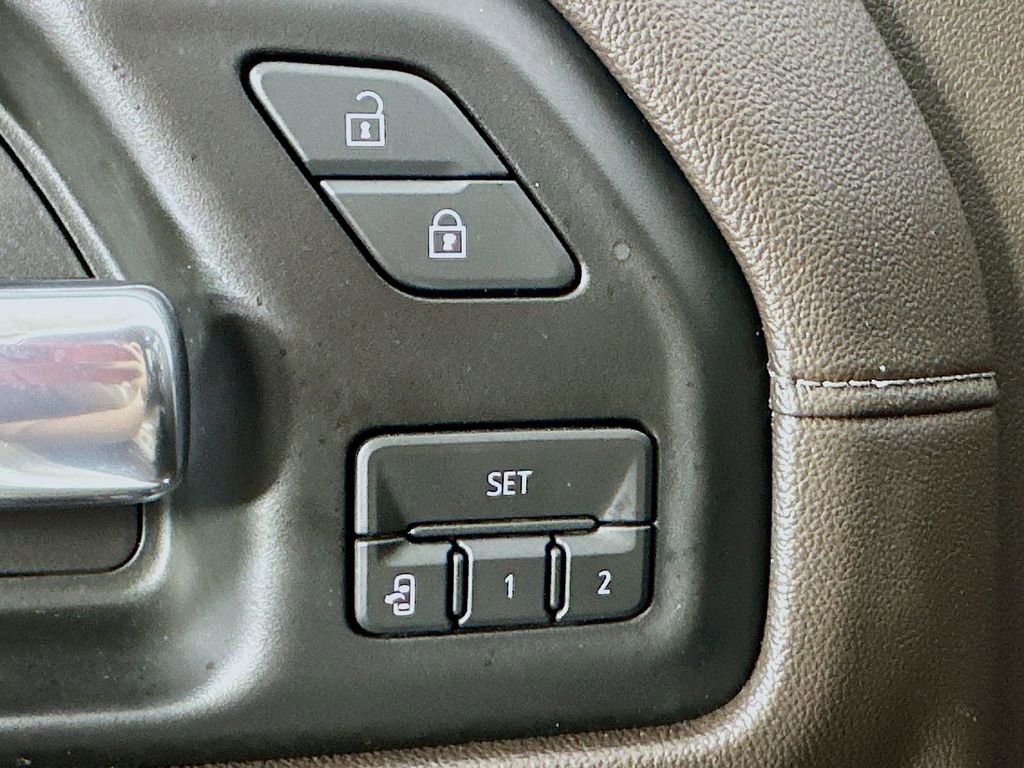 Used 2019 GMC Sierra 1500 SLT w/ SLT Premium Plus Package AWD/4WD image 21