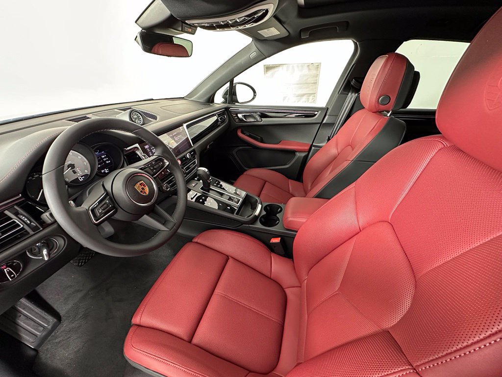 New 2026 Porsche Macan S AWD/4WD image 4