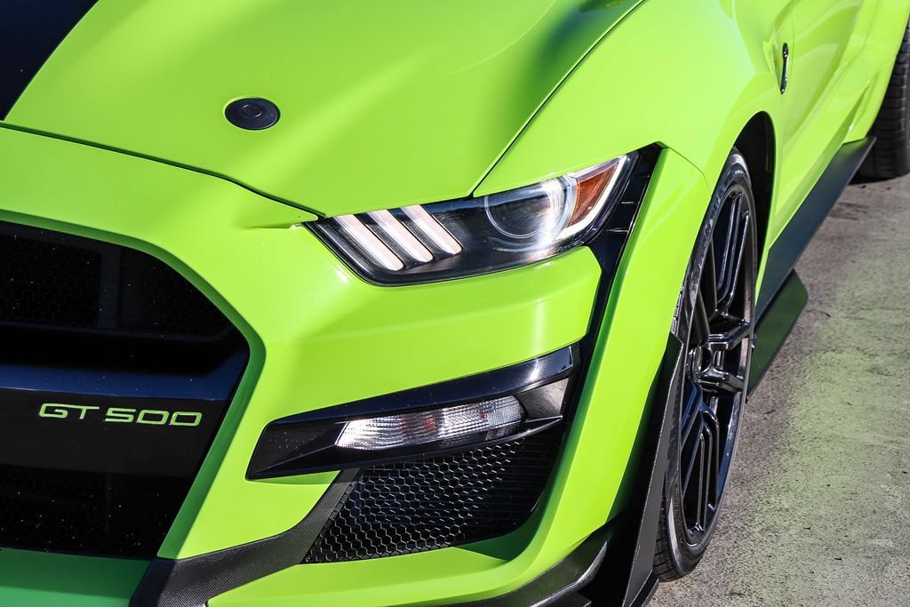 Used 2020 Ford Mustang Shelby GT500 w/ Technology Package RWD image 5