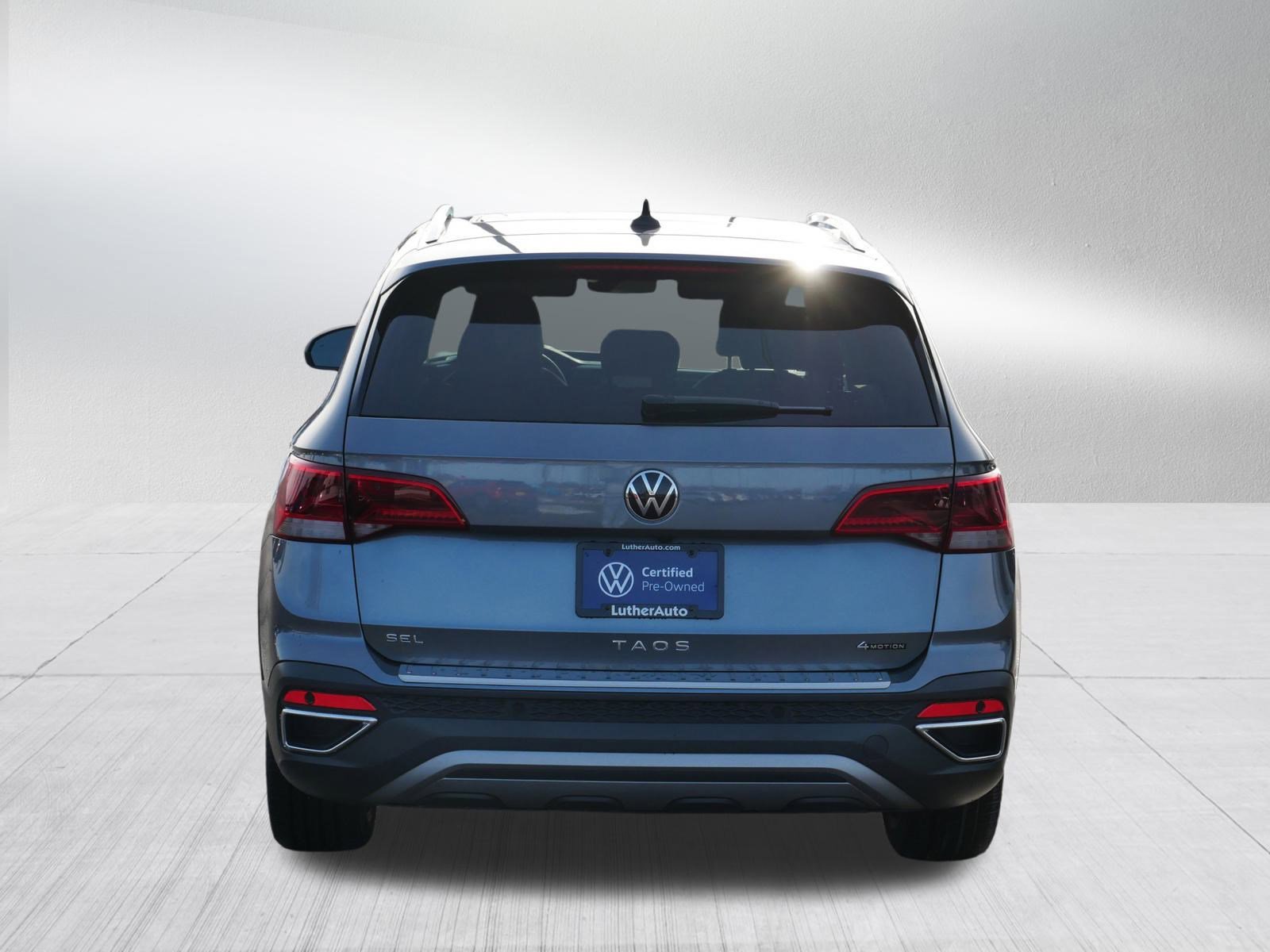 Certified 2023 Volkswagen Taos SEL image 6