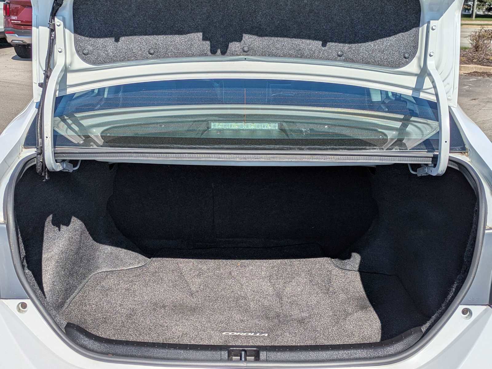 Used 2015 Toyota Corolla S image 29