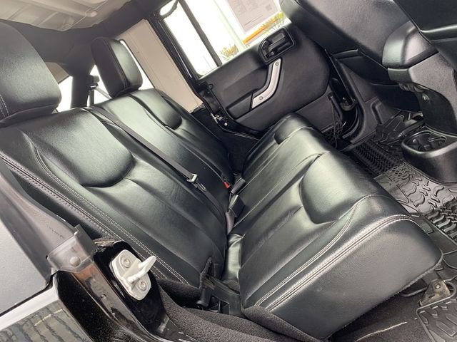 Used 2013 Jeep Wrangler Unlimited Sahara w/ Dual Top Group image 12