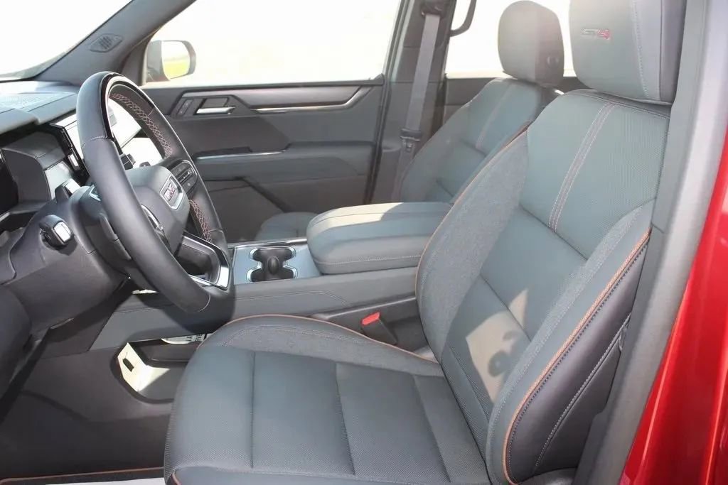 New 2025 GMC Acadia AT4 w/ Super Cruise Package image 9