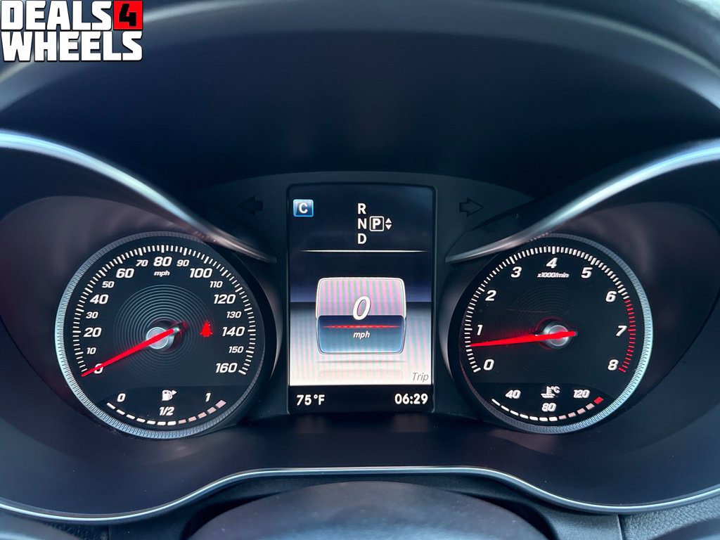 Used 2015 Mercedes-Benz C 300 Sedan image 25