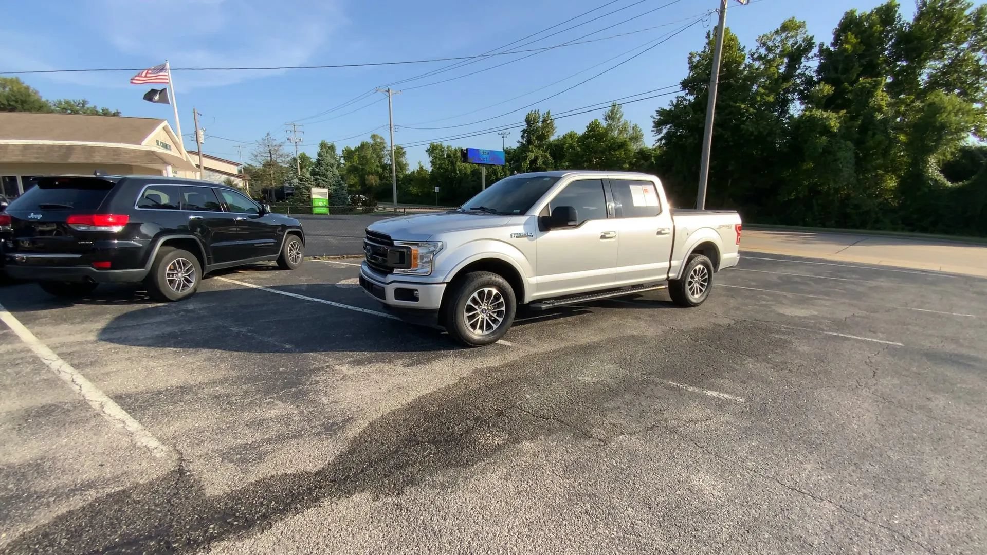 Used 2019 Ford F150 XLT w/ Equipment Group 302A Luxury AWD/4WD image 8