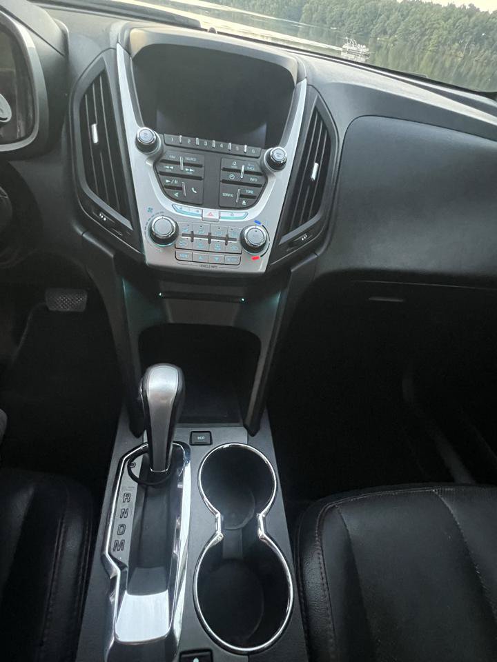 Used 2014 Chevrolet Equinox LT w/ Driver Convenience Package AWD/4WD image 16