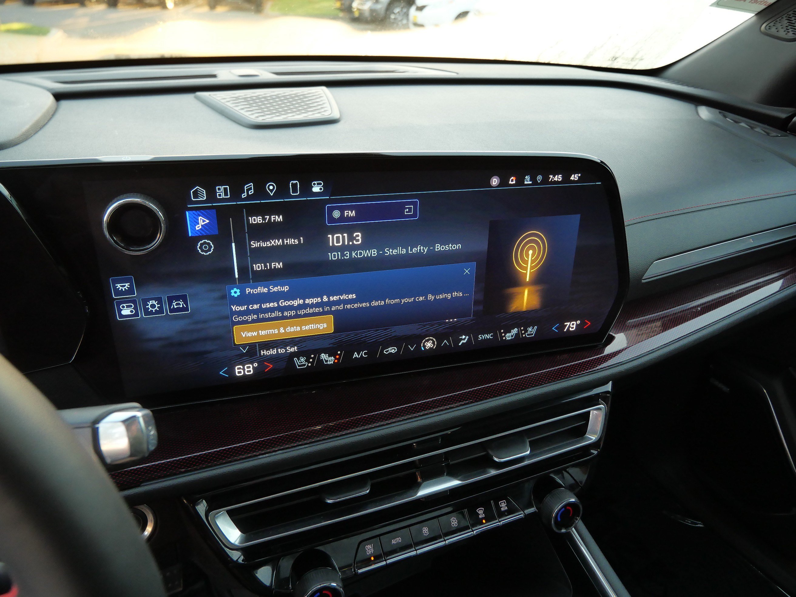 Used 2024 Chevrolet Traverse RS w/ LPO, Floor Liner Package AWD/4WD image 22