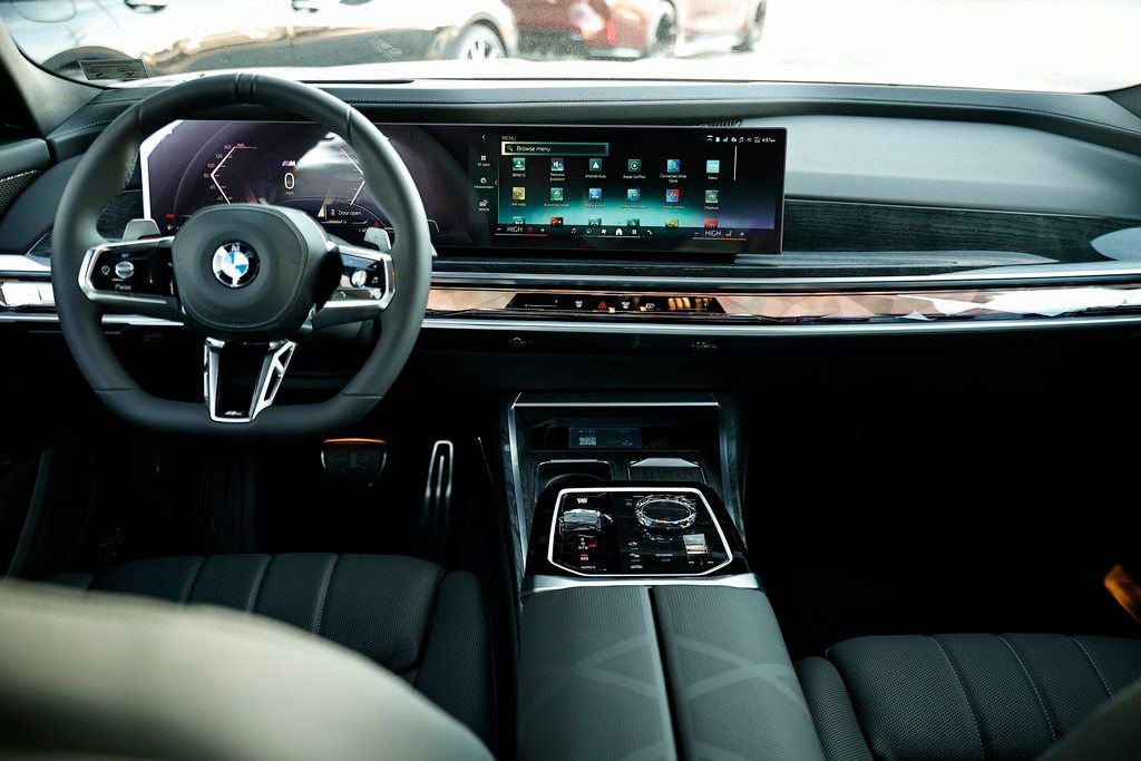 New 2026 BMW 740i w/ Executive Package image 29